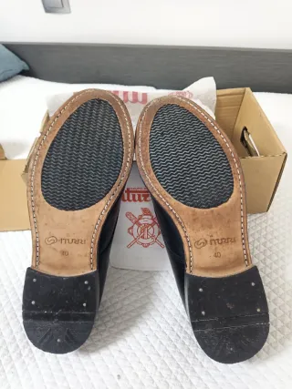 Zapatos de uniforme Iturri