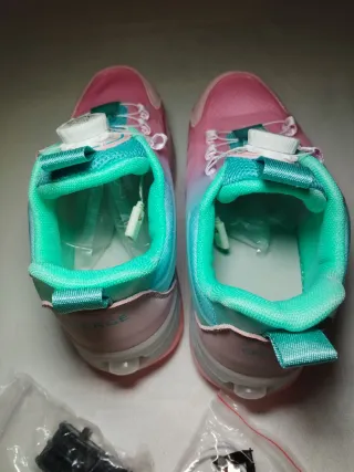 Zapatillas con ruedas y luces LED niña talla 37