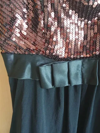 Vestido de coctel negro y cobre