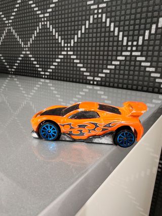 Hot Wheels MS-T Suzuka Naranja