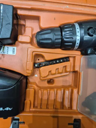 Taladro IKEA 14.4V con maletín