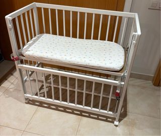 Cuna colecho bebé