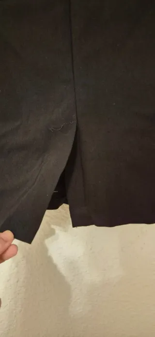 Falda ajustada negra