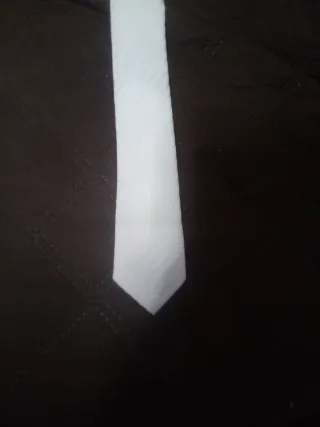 Corbata infantil blanca