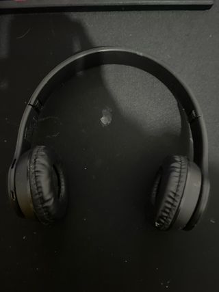 Cascos negros diadema Precio negociable