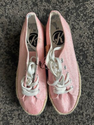 Zapatillas rosas con plataforma talla 36