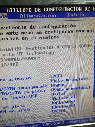 Torre PC HP Pavilion Pentium 4 2GB RAM