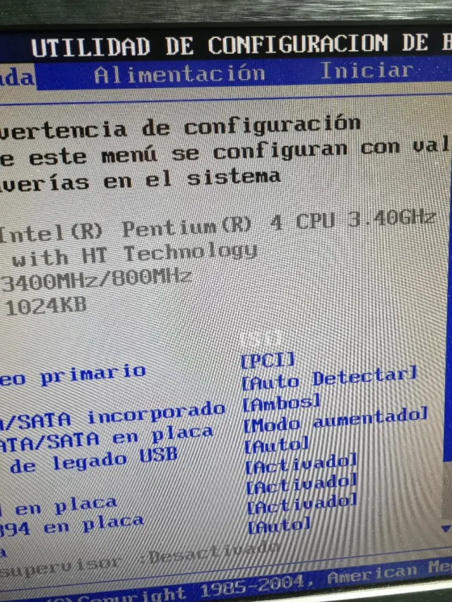 Torre PC HP Pavilion Pentium 4 2GB RAM