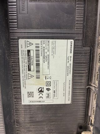 Samsung QE82Q70RATXXC 82 Funciona , la pantalla no