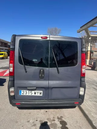 Renault Trafic 2009 2.0 dCi 115cv 6v