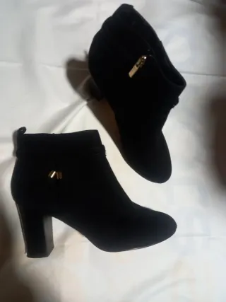 Botas negras de tacón