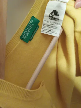 Maglione Benetton giallo taglia XS