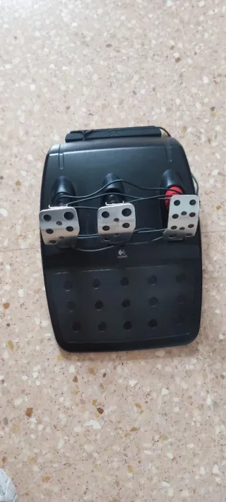 Pedalera Logitech G29