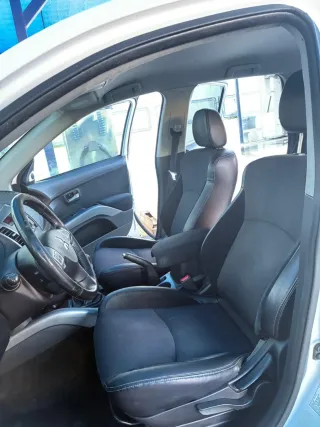 Mitsubishi Outlander 2011