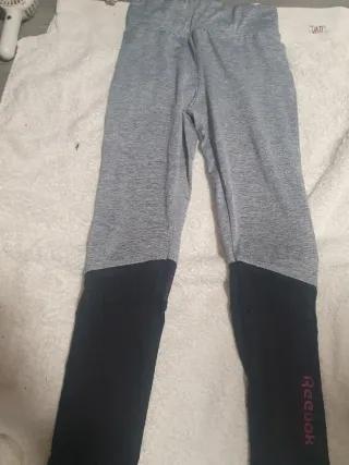 Leggings niña Reebok gris y negro talla 8