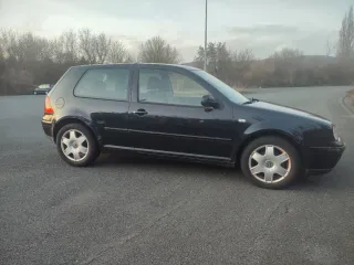 Volkswagen Golf 2002