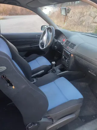 Volkswagen Golf 2002