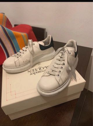 Alexander McQueen Sneakers Bianche