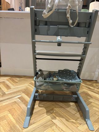 Bandeja Trofast con adaptadores Trona Stokke