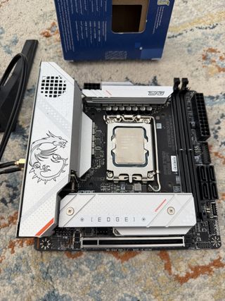 Placa Base MSI Z790I Edge WiFi + CPU i7-14700K