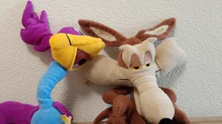 Peluche Correcaminos y Coyote Looney Tunes