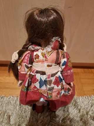 Bambole in porcellana