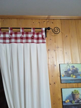 Cortinas y cortinero