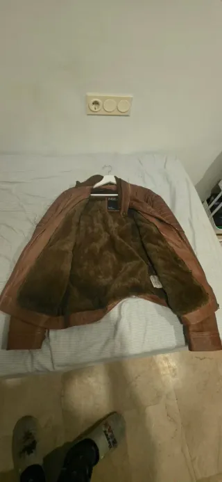 Chaqueta polipiel marrón usada 2 veces