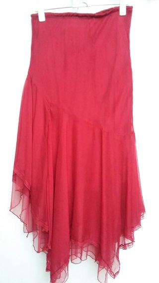 Falda midi fiesta color burdeos