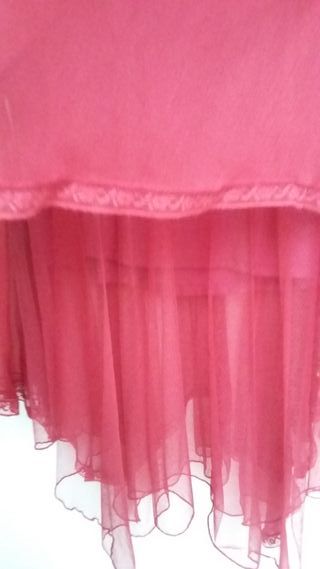 Falda midi fiesta color burdeos