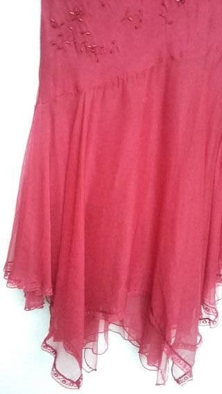 Falda midi fiesta color burdeos