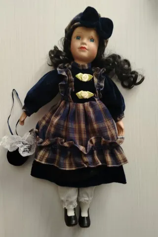 4 Bambole Porcellana da Collezione