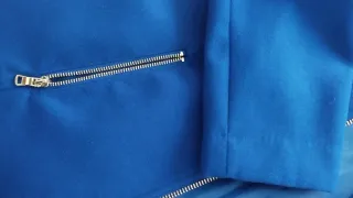 Lote 2 Cappotti, uno blu e uno rosso.