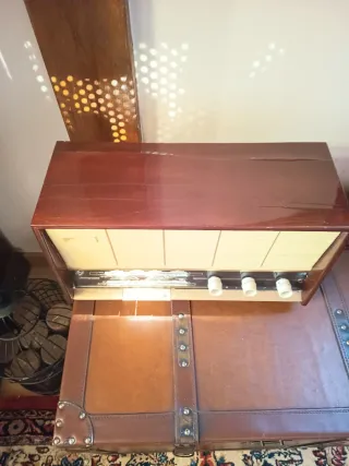 Radio Philips Antigua Madera