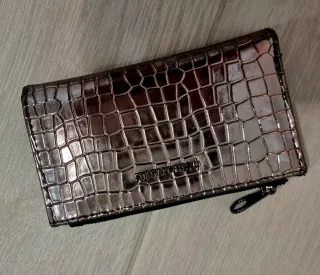 Billetera Metálica Cocodrilo Mujer Plata