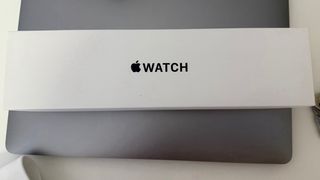Apple Watch SE 40mm Beige/Plata Año 2023