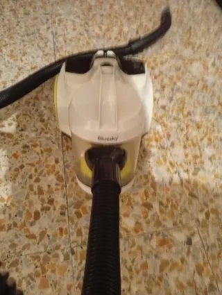 Aspirador Bluesky 700W