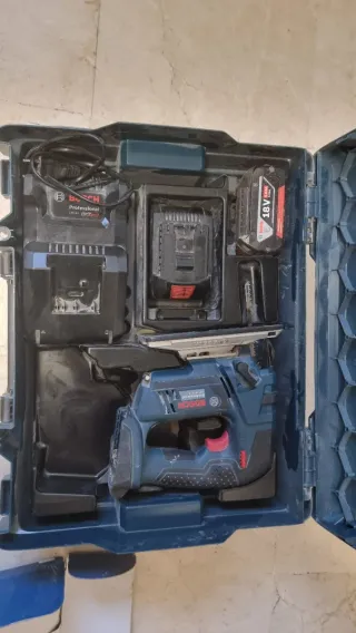 Caladora Inalámbrica Bosch Professional