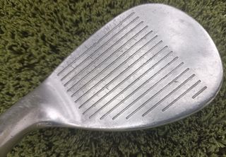 taco de Golfe Mizuno MP R Series 56°/13°  Black Ni