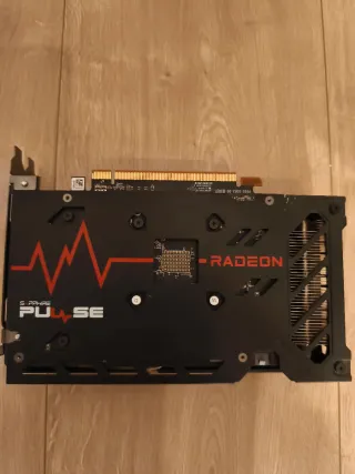 Tarjeta Gráfica AMD Radeon RX 6500 XT 4GB