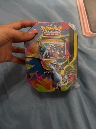 Caja Metálica Pokémon Charizard X