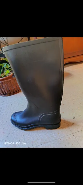 Botas de agua negras