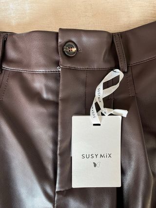 Pantaloni similpelle Susy Mix marrone