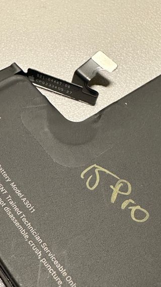 Batteria iPhone 15 Pro - 80% Originale Apple 