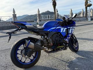 Yamaha YZF-R1 2023 - 200 CV