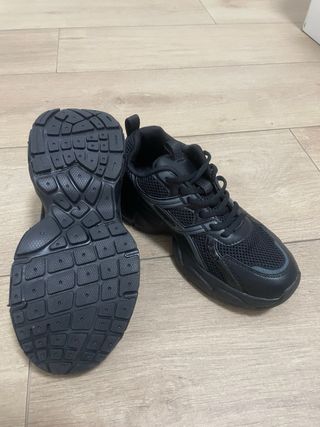 Tenis Deportivos Negros