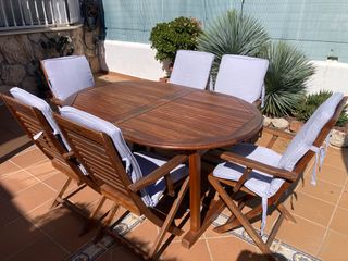 Mesa madera teca extensible con 6 sillas y cojines