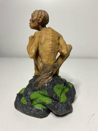 : Figura Resina Gollum con Pez