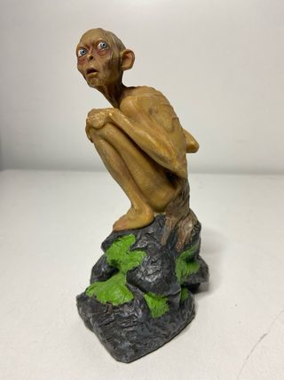 : Figura Resina Gollum con Pez