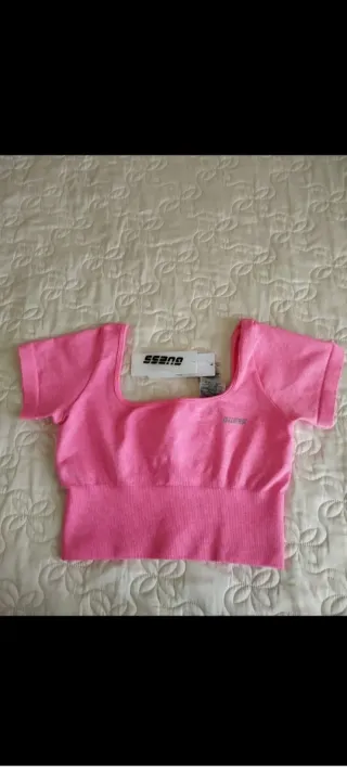 Top sportivo Guess rosa